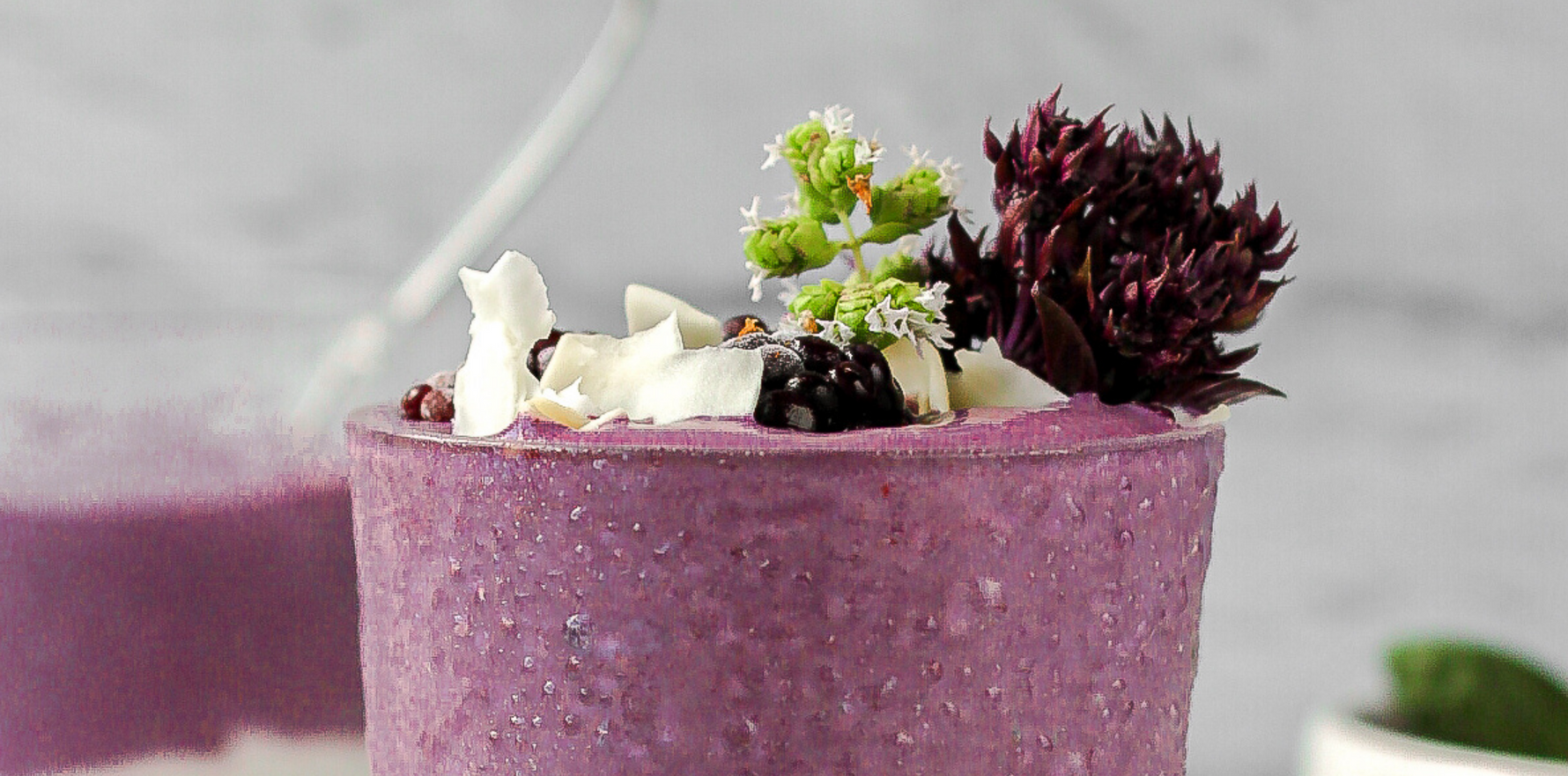 Keto Matcha & Blackberry Smoothie