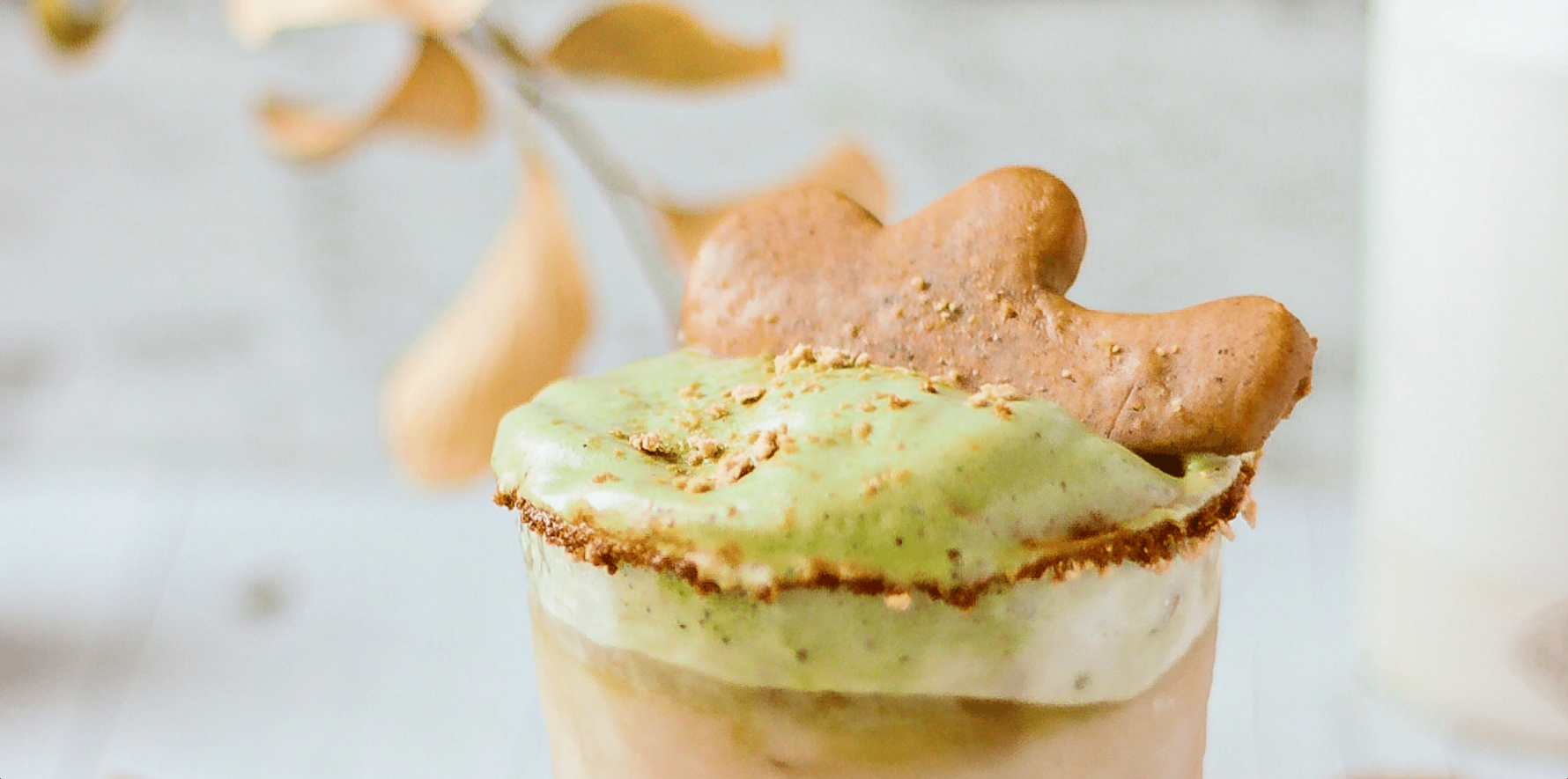 Gingerbread Matcha Dalgona