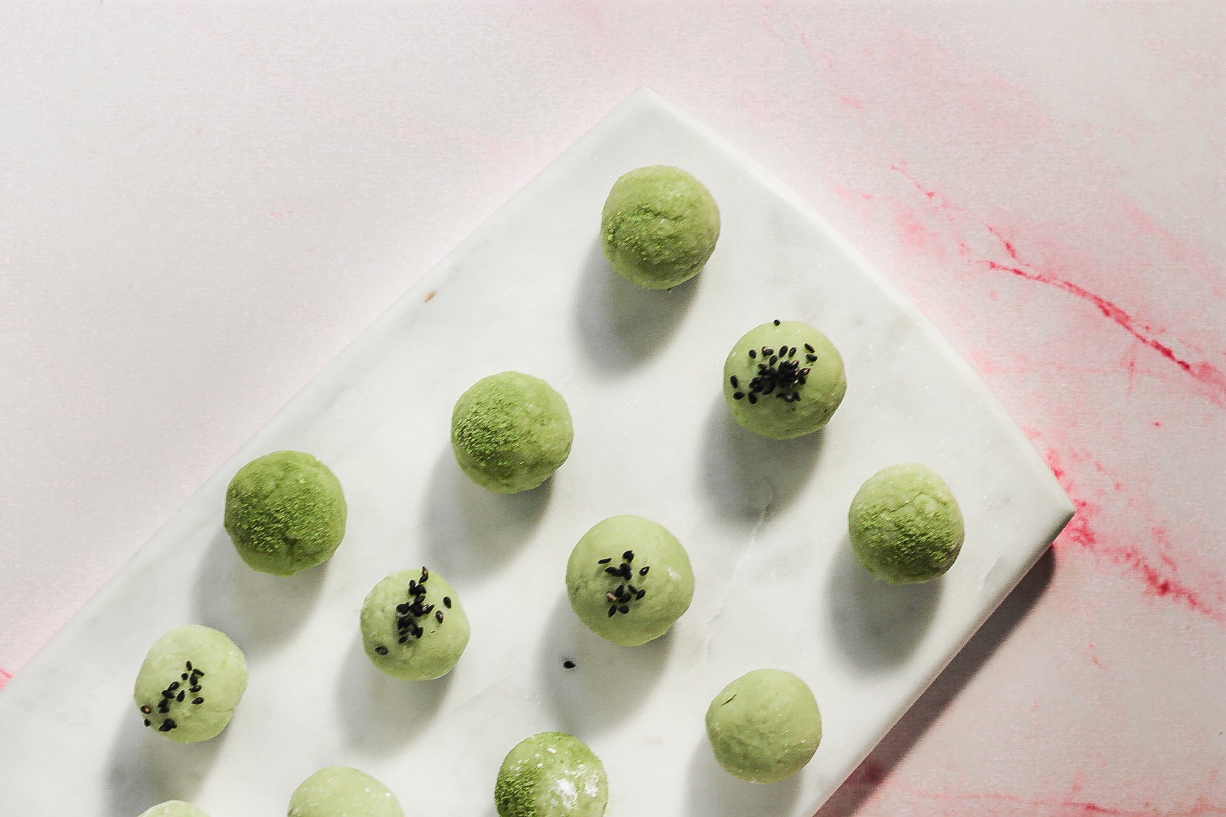 Matcha Teangle Milk Balls