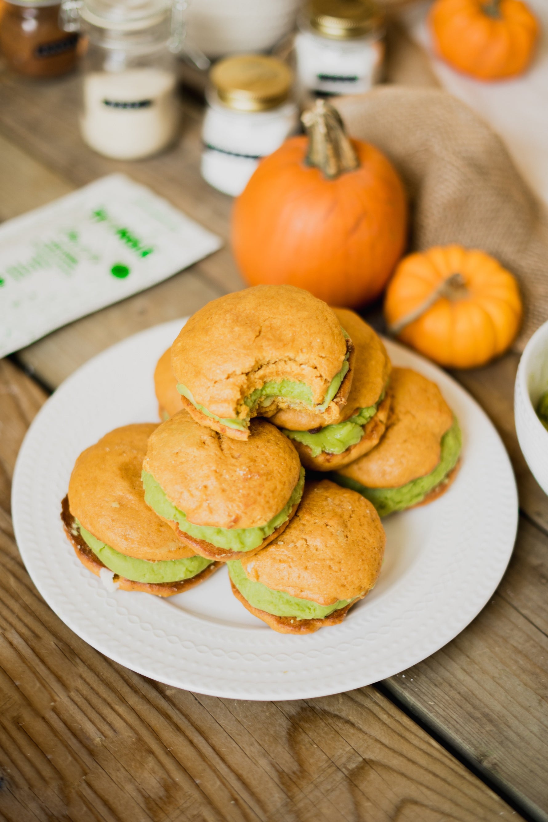 Teangle Matcha Whoopie Pies